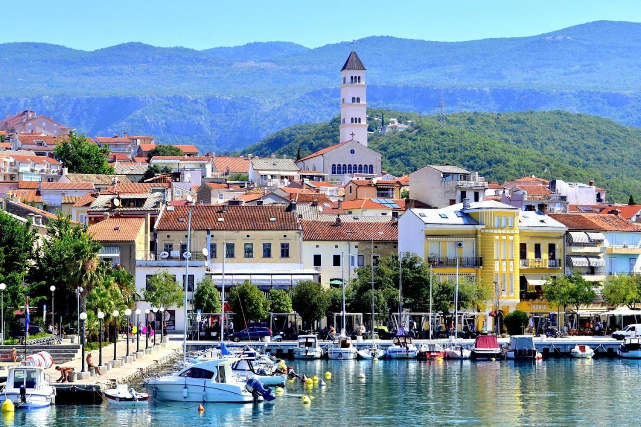 Apartments With A Parking Space Crikvenica - 13450 Buitenkant foto